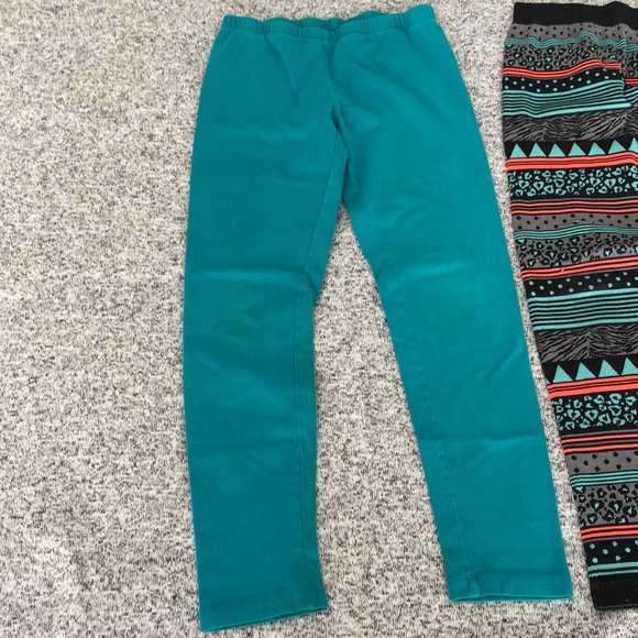 Bundle of Girls Leggings - Picture 2 of 11